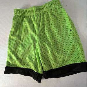ATHLETIC WORKS BOYS NEON GREEN SHORTS SIZE SMALL